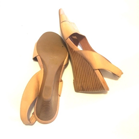 Jeffrey Campbell |. Hearst Sandals